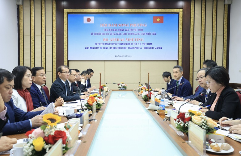 Th&uacute;c đẩy hợp t&aacute;c Việt Nam - Nhật Bản ph&aacute;t triển giao th&ocirc;ng bền vững - Ảnh 1.