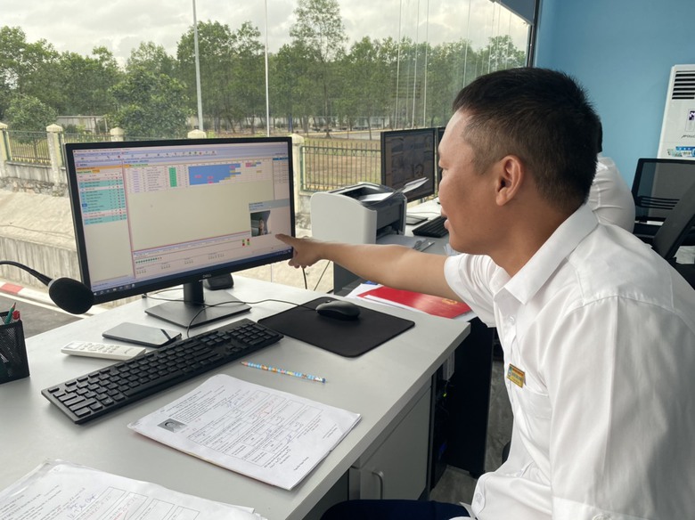 Quảng Ninh ti&ecirc;n phong &aacute;p dụng c&ocirc;ng nghệ số trong quản l&yacute; đ&agrave;o tạo, s&aacute;t hạch l&aacute;i xe - Ảnh 2.