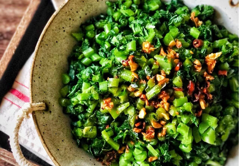 Loại rau mệnh danh l&agrave; "vi&ecirc;n canxi tự nhi&ecirc;n", lượng canxi cao hơn sữa v&agrave; đậu n&agrave;nh - Ảnh 6.