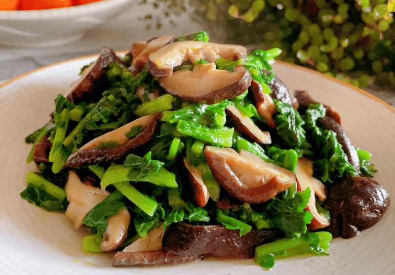 Loại rau mệnh danh l&agrave; "vi&ecirc;n canxi tự nhi&ecirc;n", lượng canxi cao hơn sữa v&agrave; đậu n&agrave;nh - Ảnh 3.