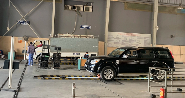 Kiểm tra hiệu quả của hệ thống phanh trong kiểm định xe thế n&agrave;o? - Ảnh 1.