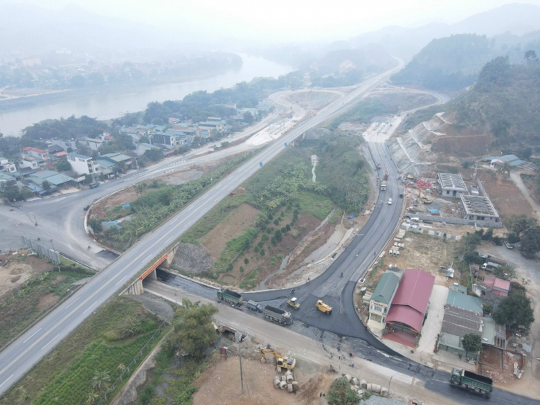 L&agrave;o Cai: Dấu ấn gữa nhiệm kỳ bứt ph&aacute; đi l&ecirc;n - Ảnh 1.