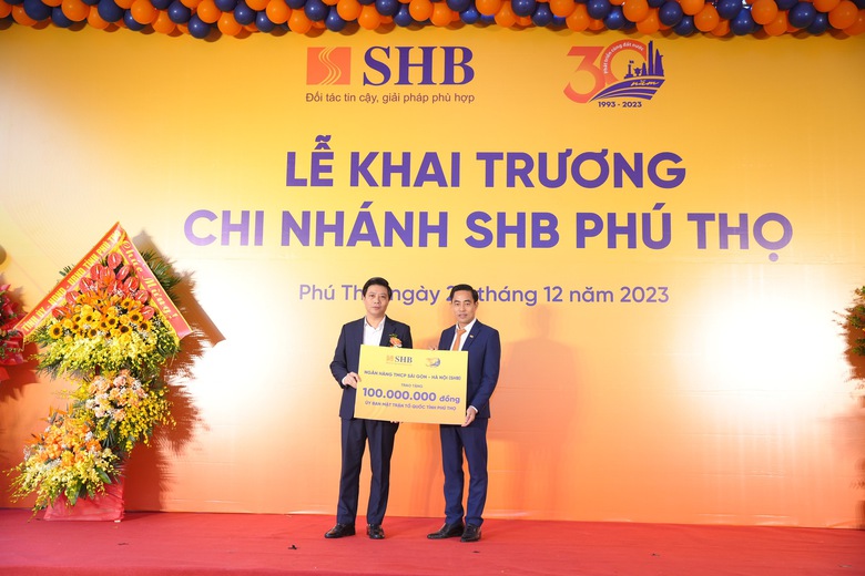 SHB mở mới li&ecirc;n tiếp hai chi nh&aacute;nh, th&acirc;m nhập thị trường t&agrave;i ch&iacute;nh Đ&ocirc;ng Bắc Bộ - Ảnh 4.
