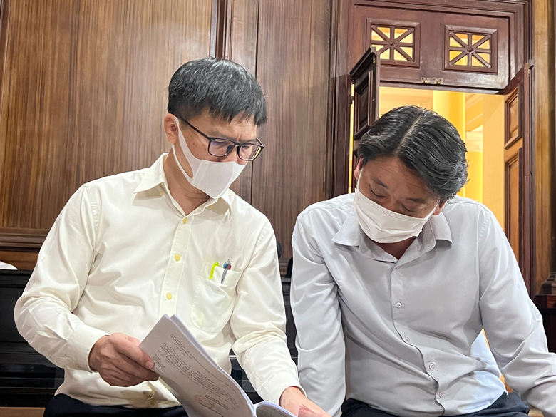 Mở lại phi&ecirc;n x&eacute;t xử vụ ch&aacute;y chung cư Carina - Ảnh 1.