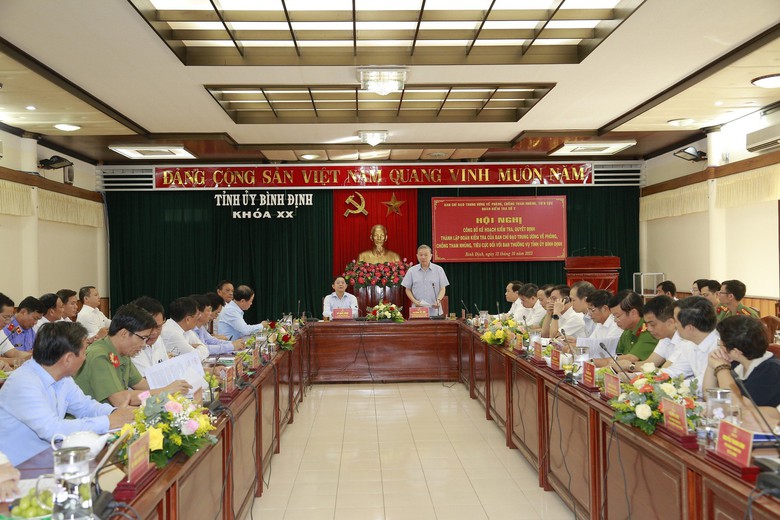 B&igrave;nh Định: Xử l&yacute; người đứng đầu, cấp ph&oacute; nếu để xảy ra tham nhũng tại cơ quan - Ảnh 1.