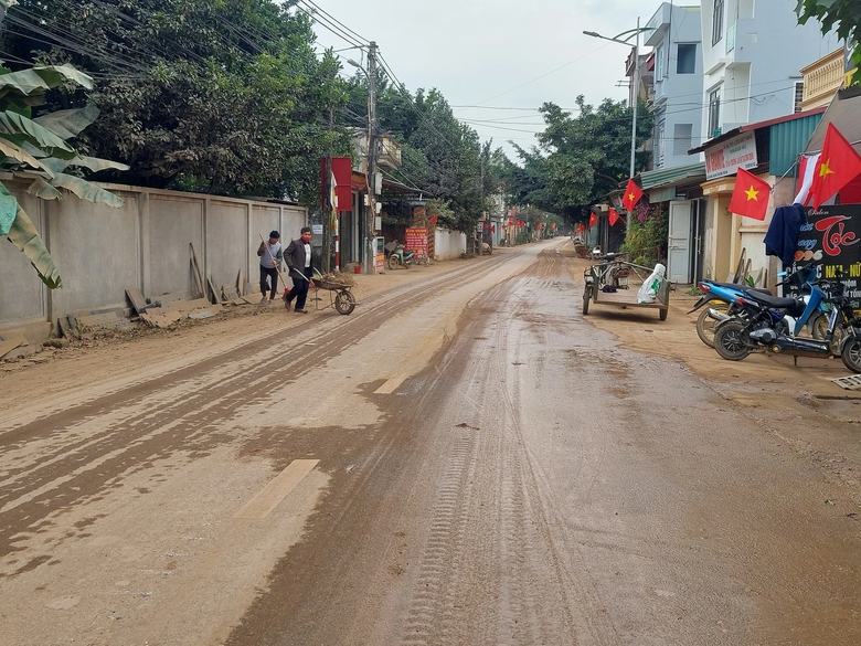 Vĩnh Phúc: Xe "vua" náo loạn huyện Vĩnh Tường - Ảnh 9. Vĩnh Phúc: Xe "vua" náo loạn huyện Vĩnh Tường - Ảnh 9.