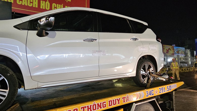 Vi phạm nồng độ cồn, người điều khiển xe máy nói “không biết chữ” - Ảnh 13. Vi phạm nồng độ cồn, người điều khiển xe máy nói “không biết chữ” - Ảnh 13.