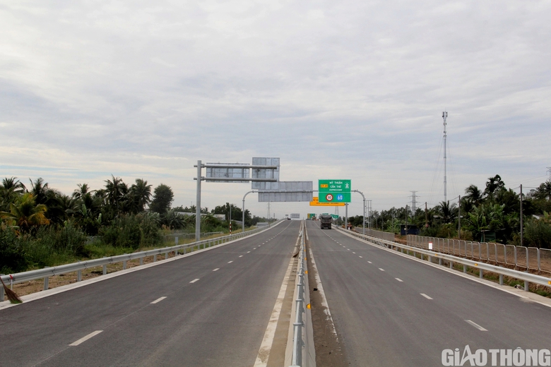 Cao tốc Mỹ Thuận - Cần Thơ đ&atilde; sẵn s&agrave;ng kh&aacute;nh th&agrave;nh - Ảnh 1.
