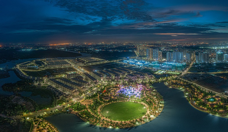 Triển khai tuyến VinBus giữa Vinhomes Grand Park với hệ sinh th&aacute;i Vingroup ở TP.HCM - Ảnh 2.