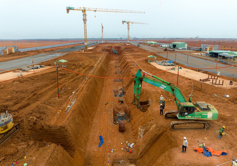 Chốt tiến độ nhiều g&oacute;i thầu x&acirc;y lắp thuộc dự &aacute;n s&acirc;n bay Long Th&agrave;nh - Ảnh 2.