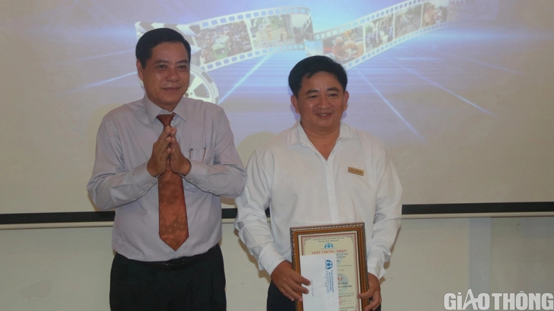 C&agrave; Mau: 6 t&aacute;c phẩm đạt giải li&ecirc;n hoan phim cấp tỉnh về ATGT - Ảnh 2.