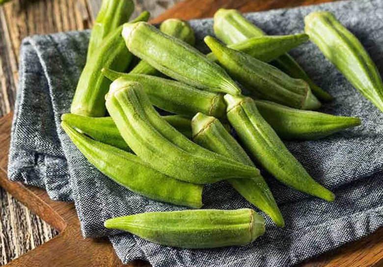 Chớ thần th&aacute;nh h&oacute;a đậu bắp chữa tho&aacute;i h&oacute;a khớp - Ảnh 1.