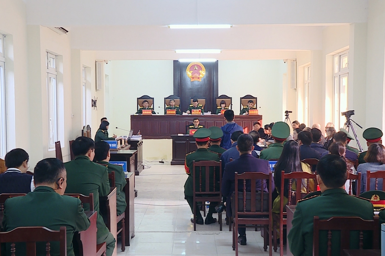 Tổng gi&aacute;m đốc Việt &Aacute; Phan Quốc Việt khai g&igrave; tại t&ograve;a &aacute;n qu&acirc;n sự? - Ảnh 8.