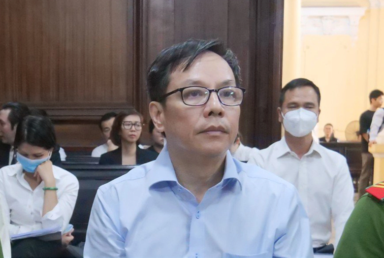 X&eacute;t xử Cựu Chủ tịch Saigon Co.op Diệp Dũng: To&agrave; triệu tập 8 ng&acirc;n h&agrave;ng - Ảnh 1.