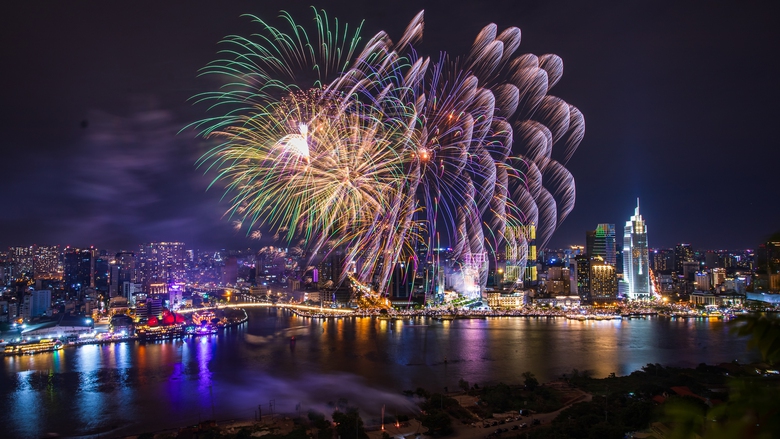 TP.HCM đề xuất tăng 8 điểm bắn ph&aacute;o hoa mừng Tết Gi&aacute;p Th&igrave;n 2024 - Ảnh 1.