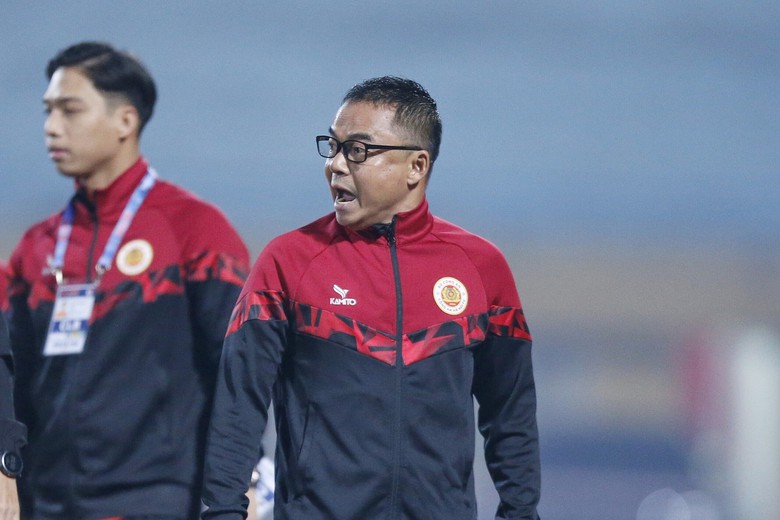 “Người đóng thế” của đại gia V-League nhận cái kết đắng vì hành vi khó chấp nhận - Ảnh 1. “Người đóng thế” của đại gia V-League nhận cái kết đắng vì hành vi khó chấp nhận - Ảnh 1.