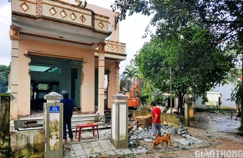 Tiến độ cầu v&ograve;m th&eacute;p thuộc dự &aacute;n 2.200 tỷ ở Huế thế n&agrave;o sau một năm khởi c&ocirc;ng? - Ảnh 6.