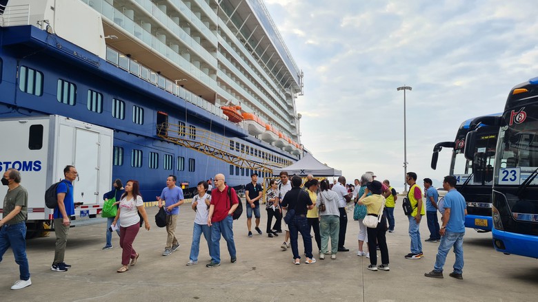 Dấu ấn sau 5 năm Quảng Ninh khánh thành ba công trình giao thông trọng điểm- Ảnh 2. Dấu ấn sau 5 năm Quảng Ninh khánh thành ba công trình giao thông trọng điểm- Ảnh 2.