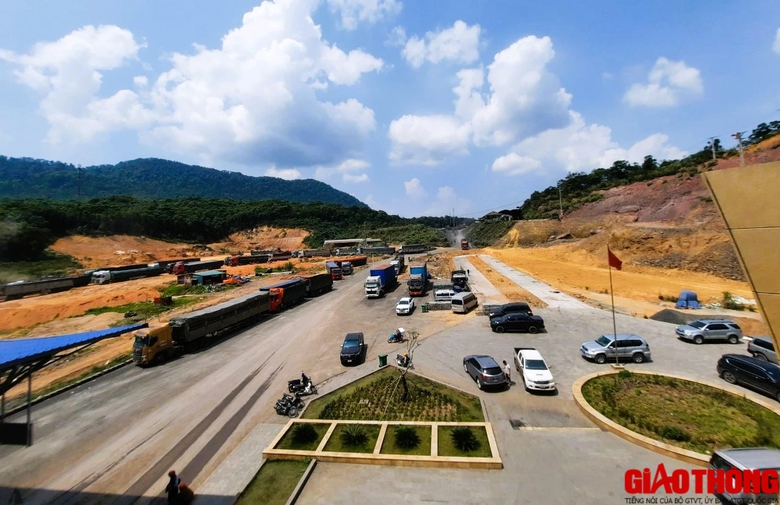 Quảng Trị huy động nguồn lực thực hiện c&aacute;c dự &aacute;n giao th&ocirc;ng trọng điểm- Ảnh 5.