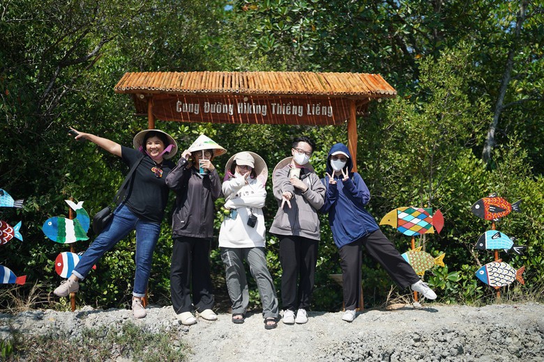 TP.HCM: Nhiều điểm vui chơi thu h&uacute;t kh&aacute;ch dịp tết Dương lịch- Ảnh 7.