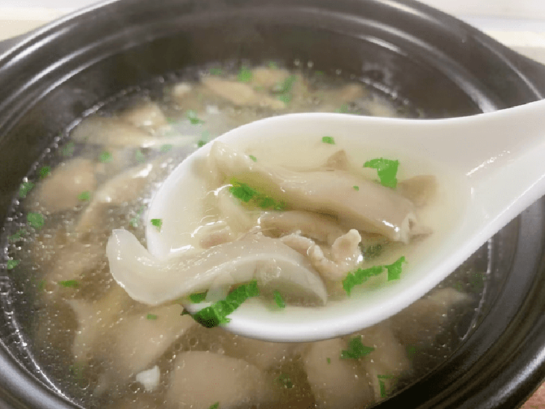 M&oacute;n canh đơn giản nấu trong m&ugrave;a đ&ocirc;ng, ăn 1 miếng bạn sẽ nhận được 18 loại axit amin, vừa gi&uacute;p chống vi&ecirc;m lại tăng khả năng miễn dịch - Ảnh 1.