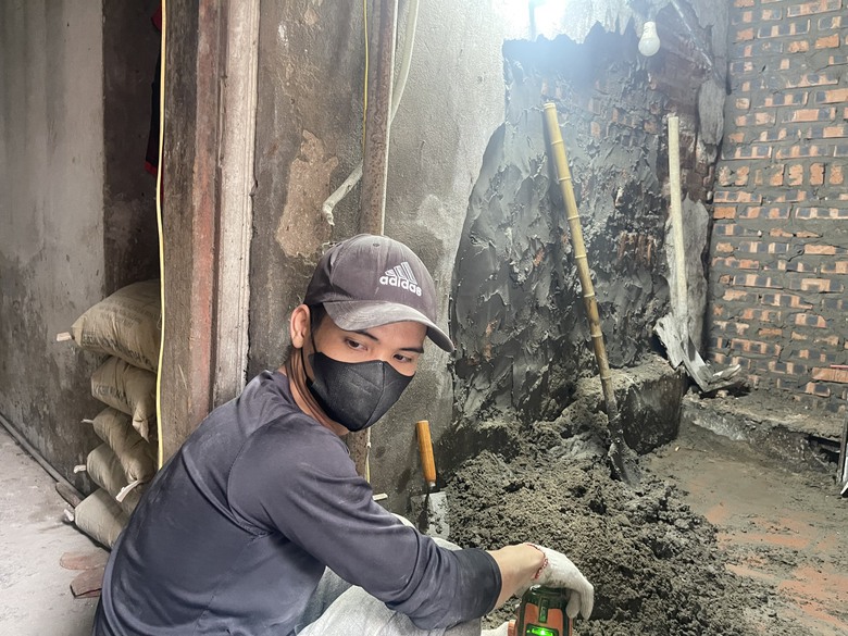 B&ecirc;n trong ng&ocirc;i nh&agrave; cổ nhất H&agrave; Nội bị Mercedes t&ocirc;ng đổ tường c&oacute; g&igrave;? - Ảnh 1.