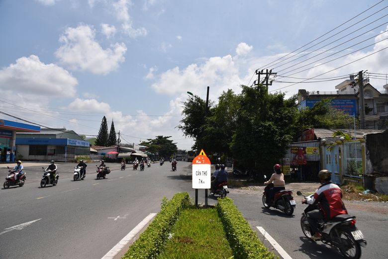 Cầu B&igrave;nh Thuỷ sẽ c&oacute; 3 nhịp ch&iacute;nh vượt s&ocirc;ng khi 7km quốc lộ 91 được mở rộng - Ảnh 2.