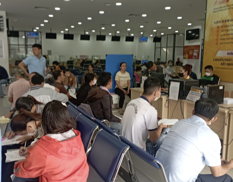 Hiểu lầm quy định nhiều người d&acirc;n đổ x&ocirc; đi đổi giấy ph&eacute;p l&aacute;i xe - Ảnh 2.