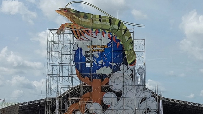 Kịp thời bố tr&iacute; phương tiện đưa đ&oacute;n kh&aacute;ch tại Festival t&ocirc;m C&agrave; Mau - Ảnh 2.