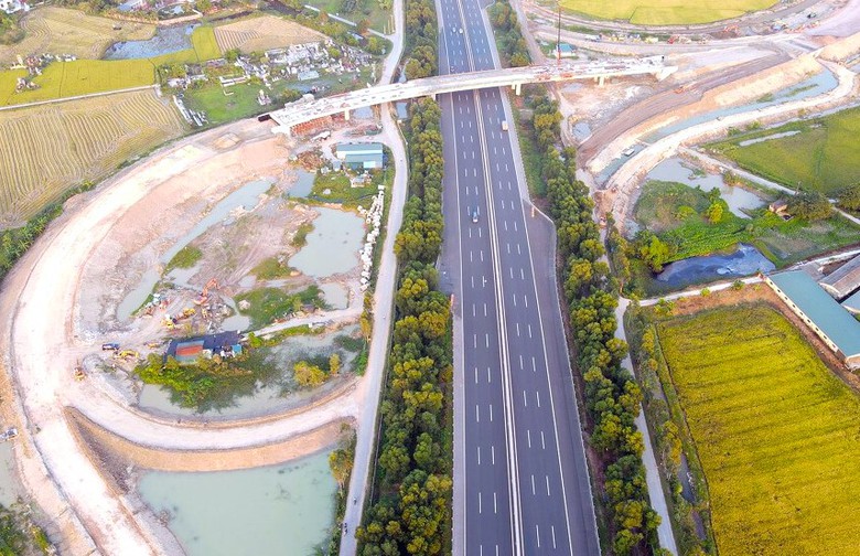  To&agrave;n cảnh n&uacute;t giao đường cao tốc H&agrave; Nội - Hải Ph&ograve;ng với đường tỉnh 392 - Ảnh 2.