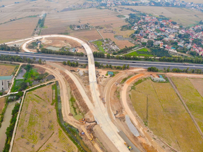  To&agrave;n cảnh n&uacute;t giao đường cao tốc H&agrave; Nội - Hải Ph&ograve;ng với đường tỉnh 392 - Ảnh 11.