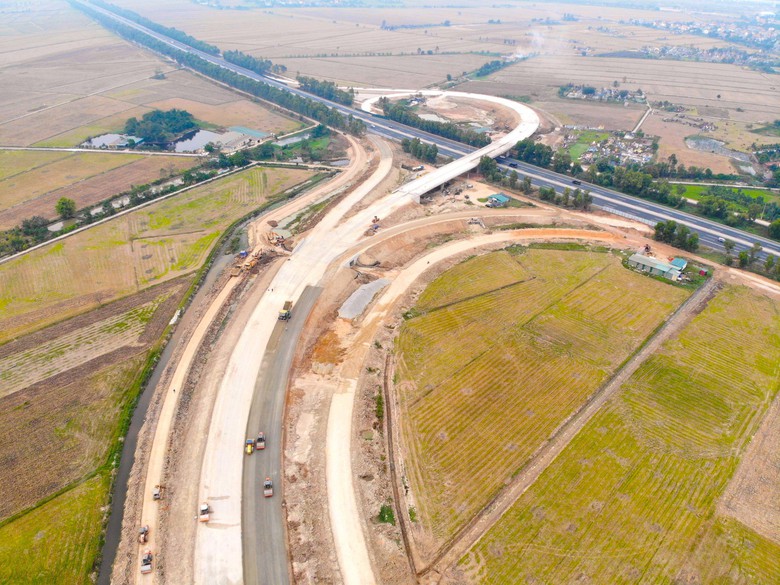  To&agrave;n cảnh n&uacute;t giao đường cao tốc H&agrave; Nội - Hải Ph&ograve;ng với đường tỉnh 392 - Ảnh 9.