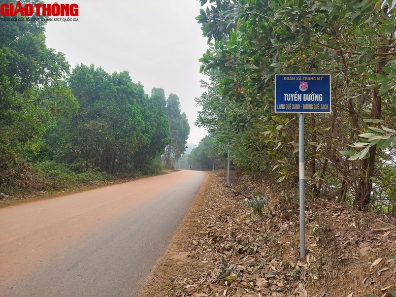 Vĩnh Ph&uacute;c: D&acirc;n khốn khổ v&igrave; xe tải chở đất - Ảnh 3.