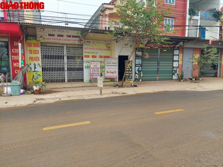 Vĩnh Ph&uacute;c: D&acirc;n khốn khổ v&igrave; xe tải chở đất - Ảnh 4.