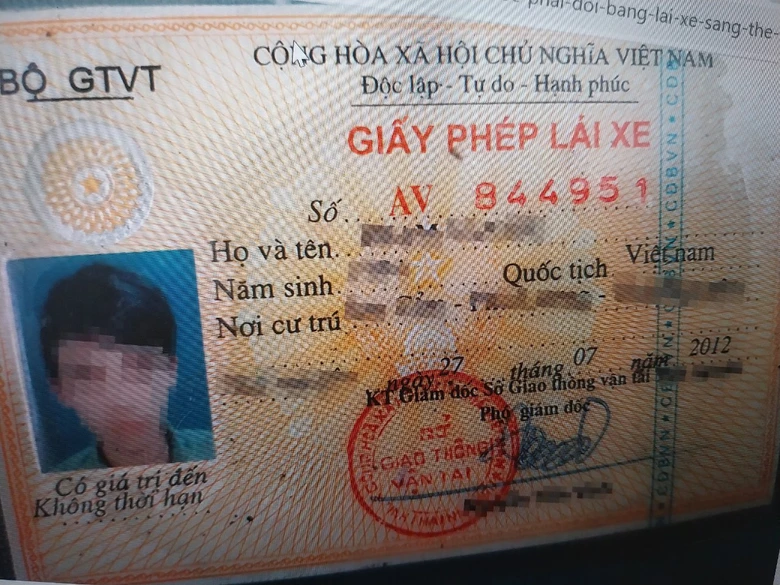 D&acirc;n đổ x&ocirc; đi đổi GPLX hạng A1: Sở GTVT B&igrave;nh Thuận khuyến c&aacute;o g&igrave;?  - Ảnh 1.