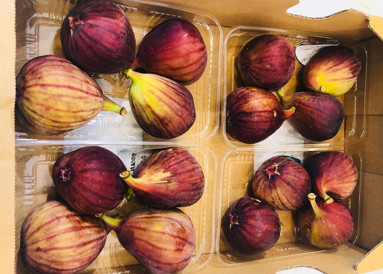 Loại quả mọc đầy bờ ao l&agrave;ng qu&ecirc; Việt, h&agrave;ng nhập khẩu gần 2 triệu một c&acirc;n - Ảnh 1.