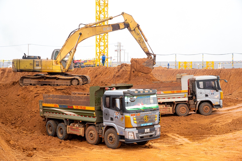 Dự án xây dựng "siêu sân bay" Long Thành vẫn vướng mặt bằng- Ảnh 1. Dự án xây dựng "siêu sân bay" Long Thành vẫn vướng mặt bằng- Ảnh 1.