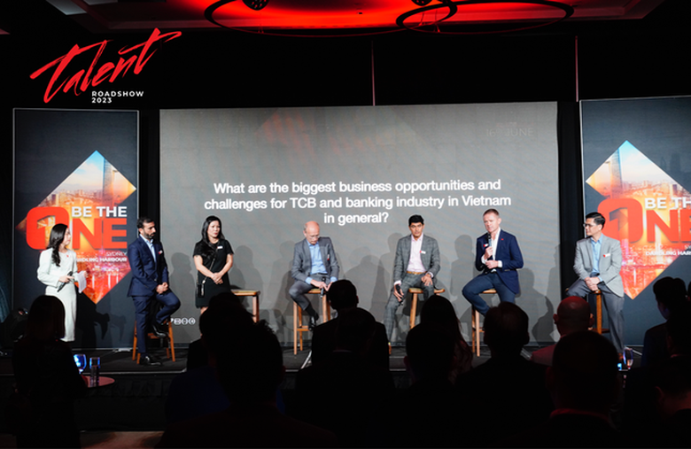 Techcombank được vinh danh &ldquo;Nơi l&agrave;m việc xuất sắc h&agrave;ng đầu ch&acirc;u &Aacute; 2023&rdquo; - Ảnh 1.