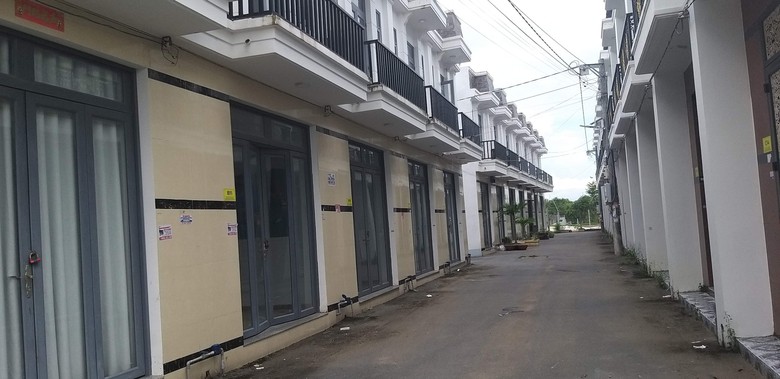 Long An: X&acirc;y dựng 14.600 căn nh&agrave; ở x&atilde; hội trong năm 2023-2024 - Ảnh 1.