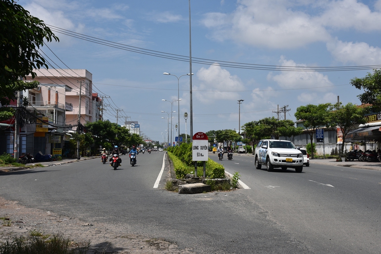 Gi&aacute;m đốc Sở GTVT Cần Thơ k&ecirc;u gọi người d&acirc;n chung tay mở rộng 7km QL91 - Ảnh 5.