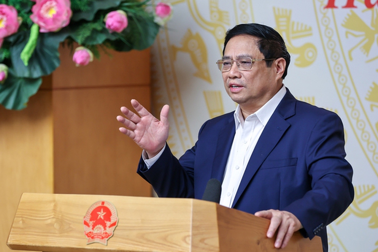 Thủ tướng: Xử l&yacute; nghi&ecirc;m t&igrave;nh trạng cho vay tập trung v&agrave;o dự &aacute;n "s&acirc;n sau"  - Ảnh 1.