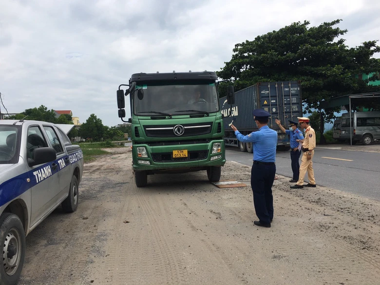 Lập lại trật tự, kỷ cương trong hoạt động vận tải - Ảnh 1.