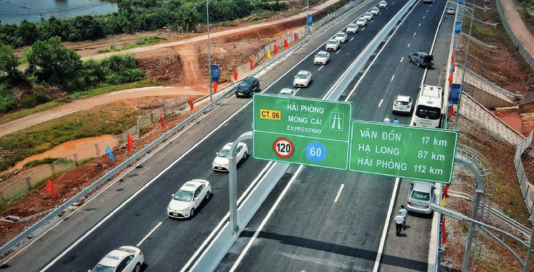Giao th&ocirc;ng th&ocirc;ng minh tr&ecirc;n cao tốc V&acirc;n Đồn &ndash; M&oacute;ng C&aacute;i c&oacute; g&igrave;? - Ảnh 1.