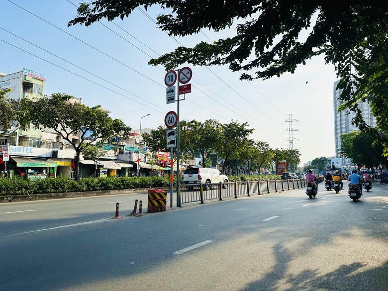 TP.HCM: Đ&aacute;nh vật với xo&aacute; &ldquo;điểm đen&rdquo; giao th&ocirc;ng - Ảnh 1.