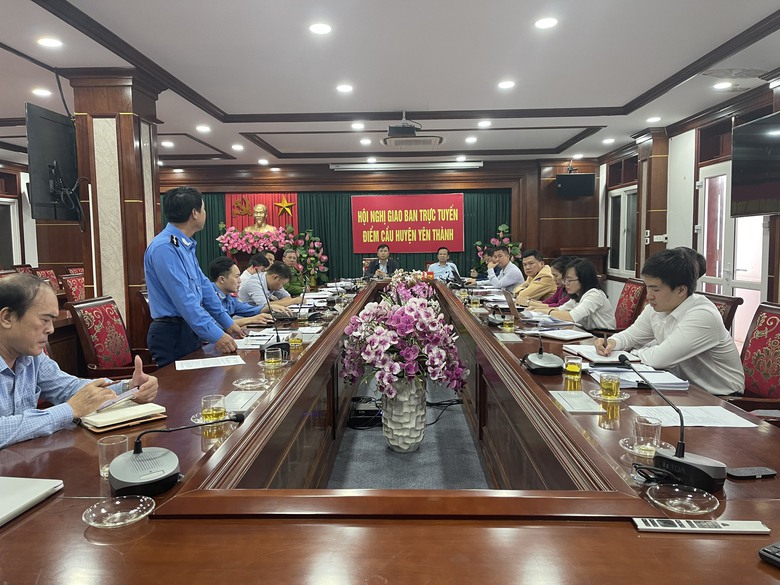 Nghệ An: Đẩy mạnh giải tỏa, chống tái lấn chiếm lòng đường, vỉa hè để kinh doanh, buôn bán - Ảnh 2. Nghệ An: Đẩy mạnh giải tỏa, chống tái lấn chiếm lòng đường, vỉa hè để kinh doanh, buôn bán - Ảnh 2.