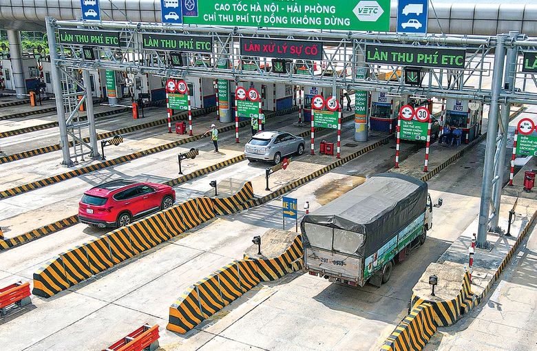 Ngành GTVT đón cơ hội từ chuyển đổi số - Ảnh 3. Ngành GTVT đón cơ hội từ chuyển đổi số - Ảnh 3.