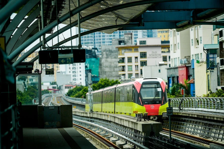 Ho&agrave;n th&agrave;nh 8 nh&agrave; ga tr&ecirc;n cao tuyến đường sắt đ&ocirc; thị Nhổn - ga H&agrave; Nội - Ảnh 1.
