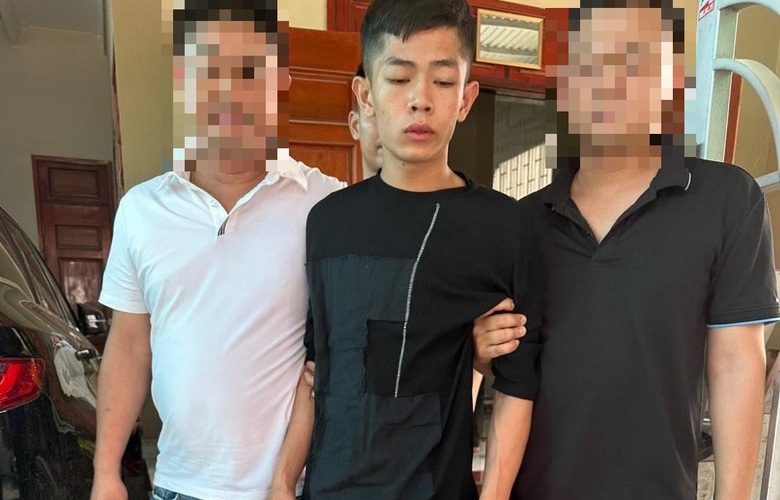 Nghi phạm cướp tiệm v&agrave;ng ở Hưng Y&ecirc;n bị bắt khi lẩn trốn ở Nghệ An - Ảnh 1.