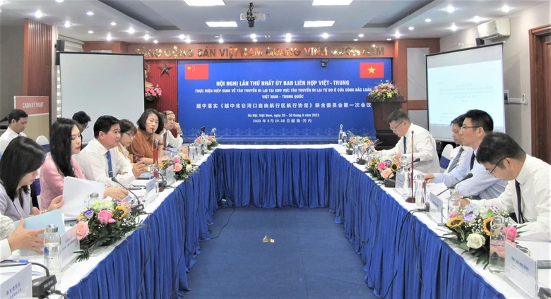 Thống nhất chế độ quản l&yacute; t&agrave;u đi lại tự do ở cửa s&ocirc;ng Bắc Lu&acirc;n - Ảnh 1.