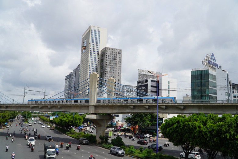 Ngắm đo&agrave;n t&agrave;u đầu ti&ecirc;n của tuyến metro số 1 (Bến Th&agrave;nh - Suối Ti&ecirc;n) chạy thử nghiệm tr&ecirc;n to&agrave;n tuyến - Ảnh 15.